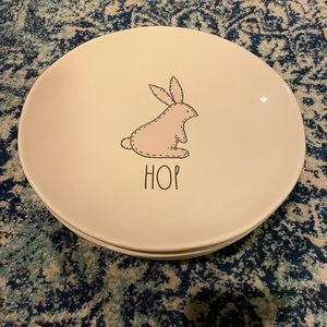 Rae Dunn Hop plates
